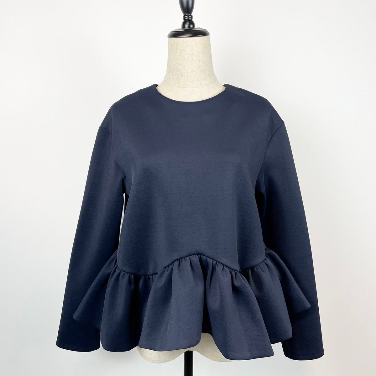 ウェーブフリルトップス NVY – cledusia